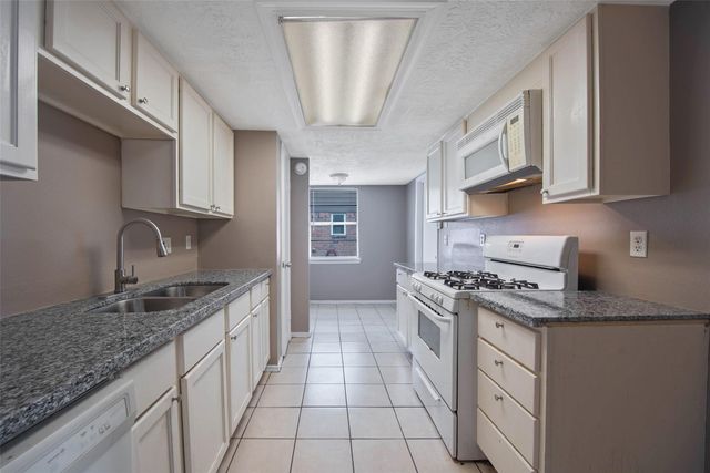 20110 Misty Pines Drive, Humble, TX 77346