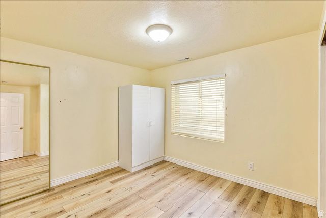 6657 W HAVEN MAPLE DR, West Jordan, UT 84081