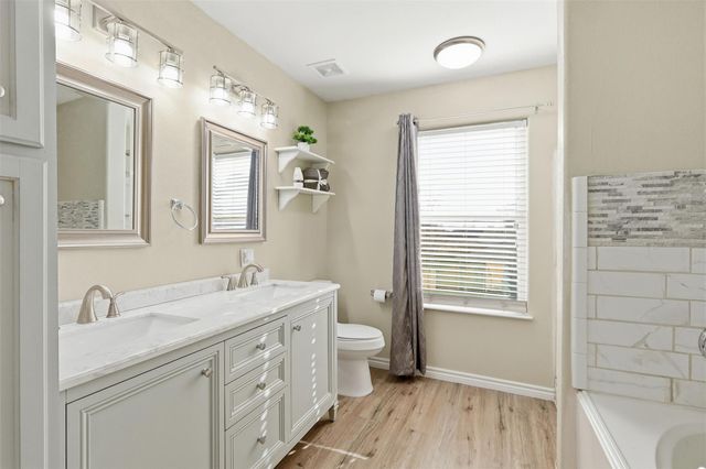 17818 Abaft Court, Crosby, TX 77532