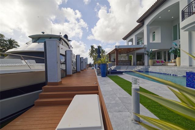 3368 NE 169th St, North Miami Beach, FL 33160