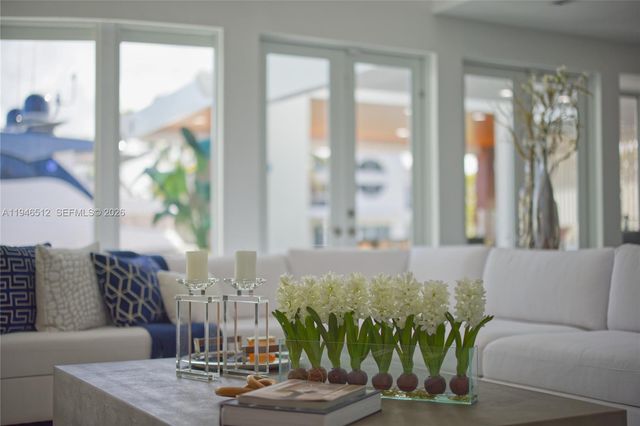 3368 NE 169th St, North Miami Beach, FL 33160