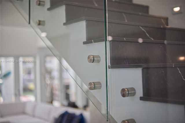 3368 NE 169th St, North Miami Beach, FL 33160