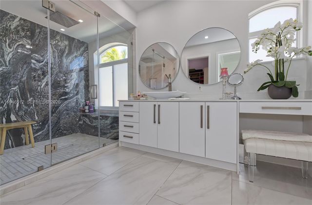 3368 NE 169th St, North Miami Beach, FL 33160