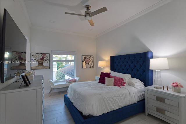 3368 NE 169th St, North Miami Beach, FL 33160