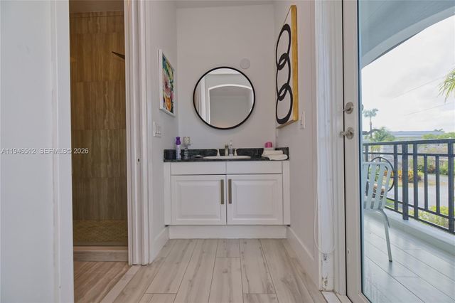 3368 NE 169th St, North Miami Beach, FL 33160