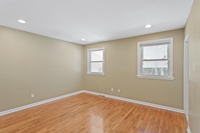 542 BURGESS ST, Philadelphia, PA 19116