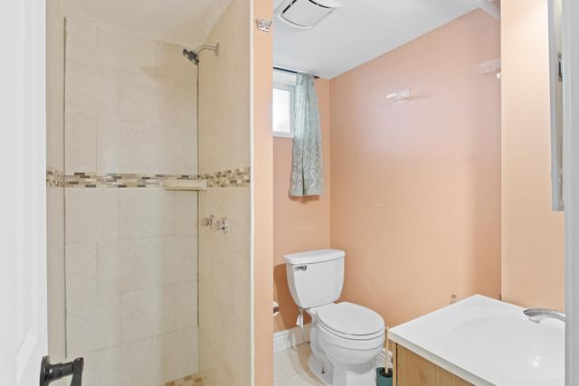 542 BURGESS ST, Philadelphia, PA 19116