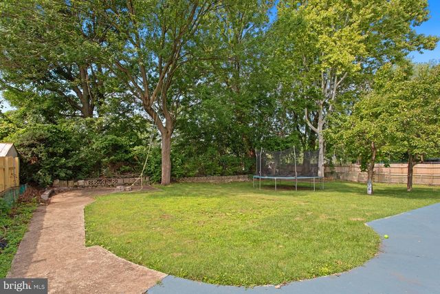 542 BURGESS ST, Philadelphia, PA 19116