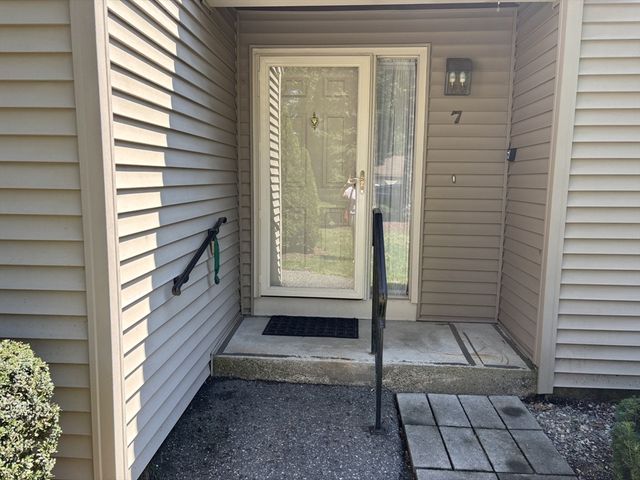 7 Astra 7, Wayland, MA 01778