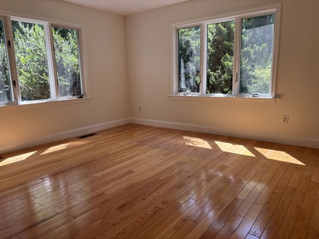 7 Astra 7, Wayland, MA 01778