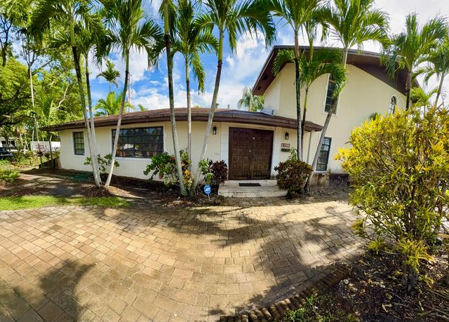 2390 NE 199th Street, Aventura, FL 33180