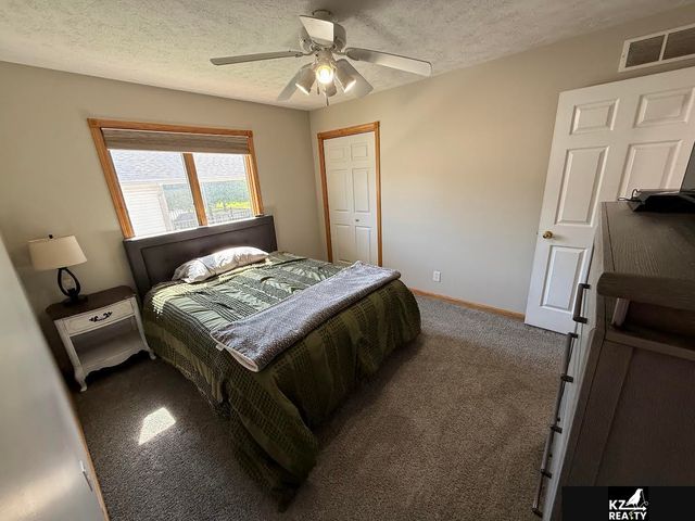 8631 Lavender Circle, Lincoln, NE 68505
