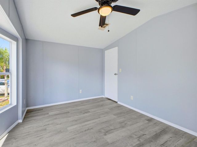 4185 N Shady Lane, Boynton Beach, FL 33436