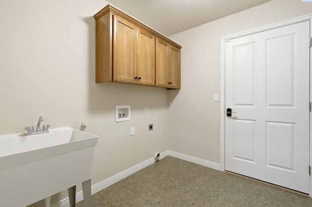 1614 S Jefferson Place, Kennewick, WA 99338