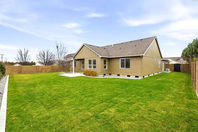 1614 S Jefferson Place, Kennewick, WA 99338