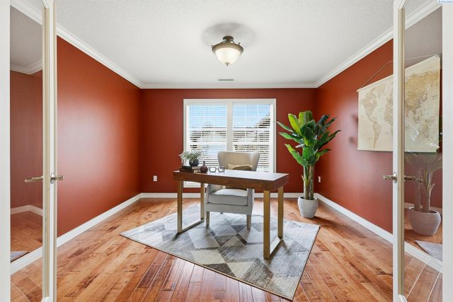 1614 S Jefferson Place, Kennewick, WA 99338