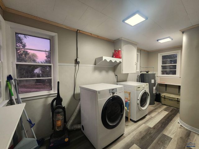 2317 WILSON AVE, Hot Springs, SD 57747