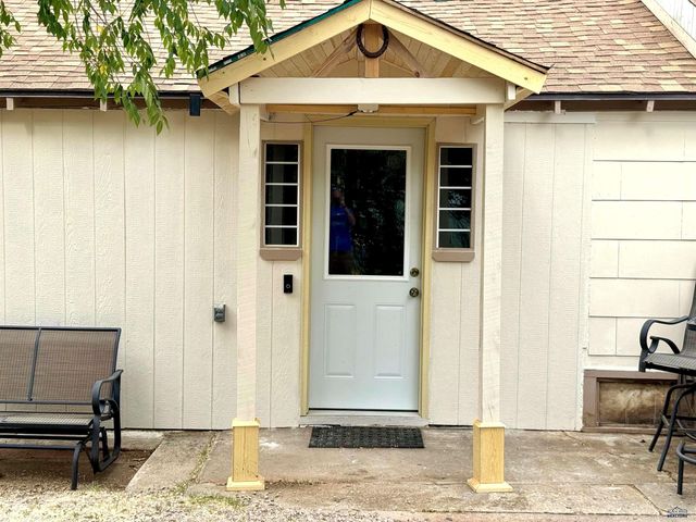 2317 WILSON AVE, Hot Springs, SD 57747