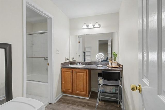706 Brighton Point, Sandy Springs, GA 30328