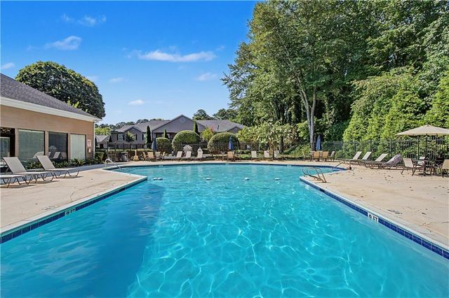 706 Brighton Point, Sandy Springs, GA 30328