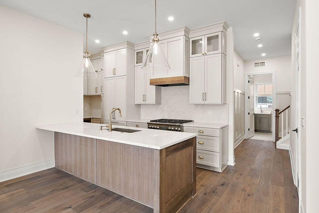 201 Mill Circle, Northville, MI 48167