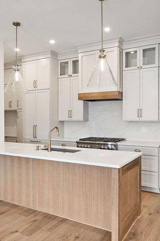 201 Mill Circle, Northville, MI 48167