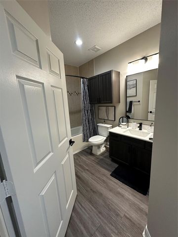 2345 Sage Road A8, Houston, TX 77056