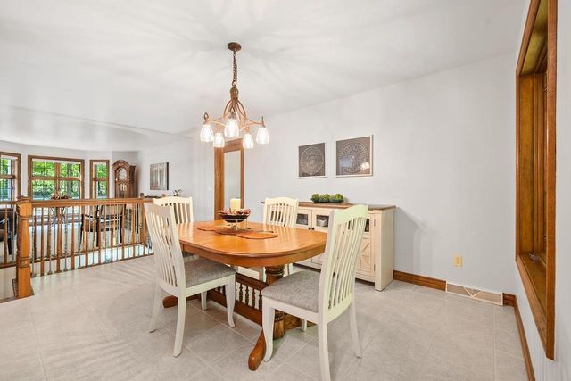 4146 DON CIRCLE, New Franken, WI 54229