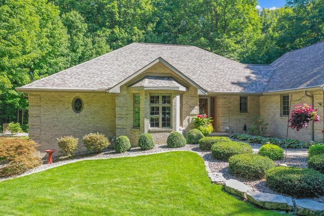 4146 DON CIRCLE, New Franken, WI 54229