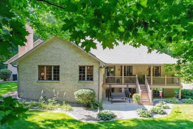 4146 DON CIRCLE, New Franken, WI 54229