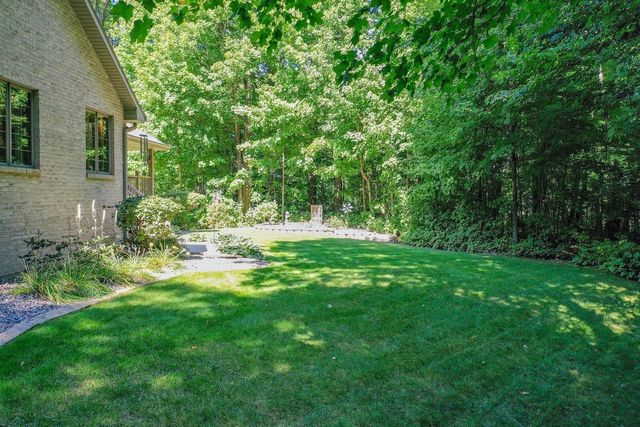 4146 DON CIRCLE, New Franken, WI 54229