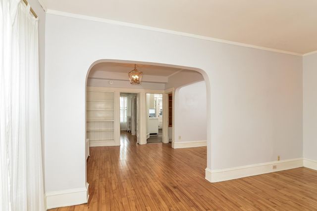 2315 Clinton Avenue, Minneapolis, MN 55404