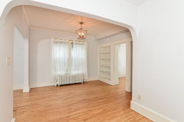 2315 Clinton Avenue, Minneapolis, MN 55404