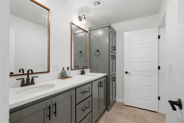6100 Dale Avenue, Edmond, OK 73034