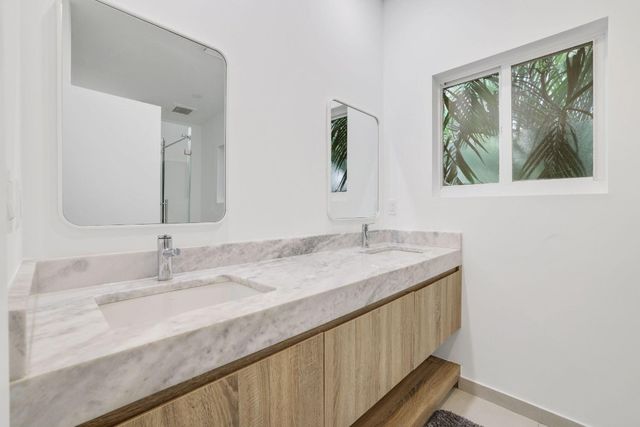 1124 NE 2nd Avenue 1124, Fort Lauderdale, FL 33304