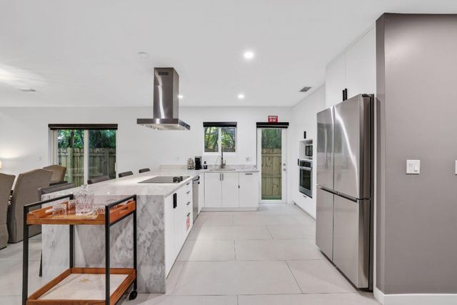 1124 NE 2nd Avenue 1124, Fort Lauderdale, FL 33304