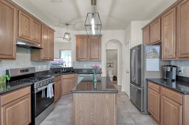 34215 Conroe Huffsmith Road, Magnolia, TX 77354