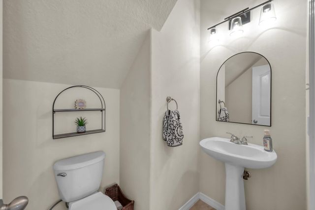 34215 Conroe Huffsmith Road, Magnolia, TX 77354