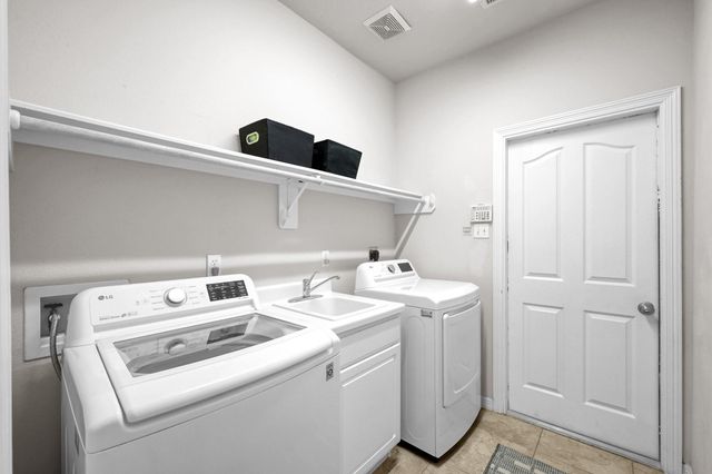 34215 Conroe Huffsmith Road, Magnolia, TX 77354