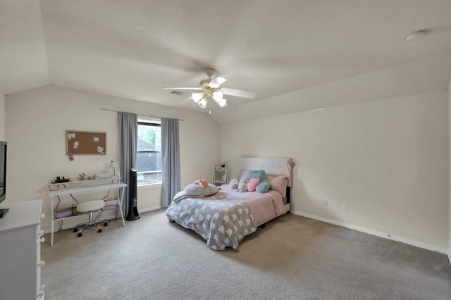 34215 Conroe Huffsmith Road, Magnolia, TX 77354