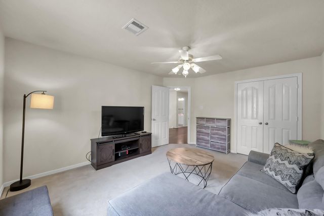 34215 Conroe Huffsmith Road, Magnolia, TX 77354