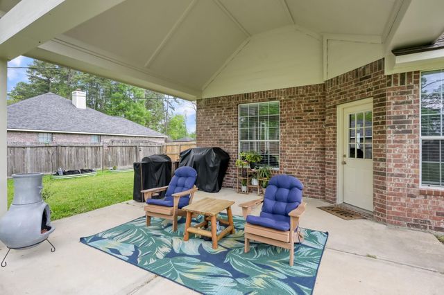 34215 Conroe Huffsmith Road, Magnolia, TX 77354