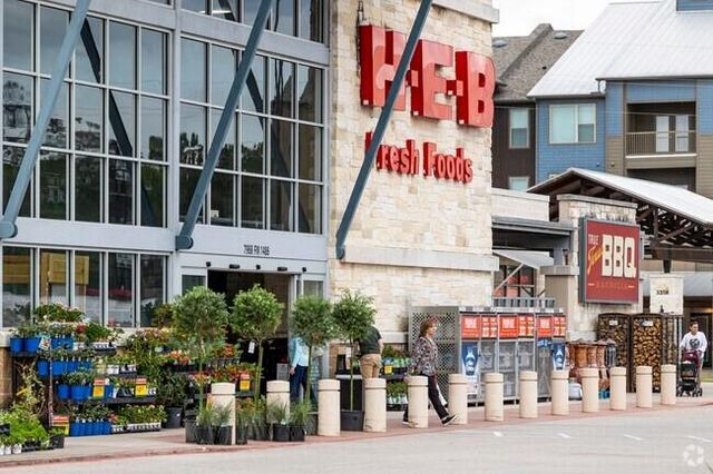 34215 Conroe Huffsmith Road, Magnolia, TX 77354