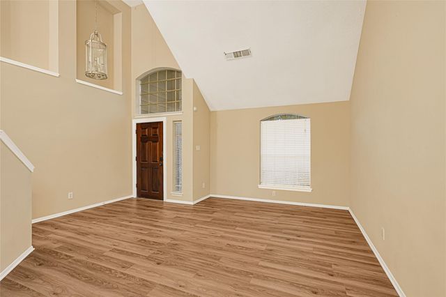 4211 Hambledon Village Drive, Houston, TX 77014