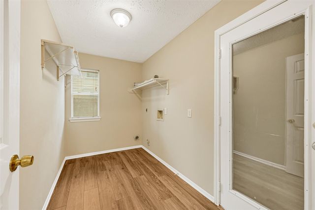 4211 Hambledon Village Drive, Houston, TX 77014