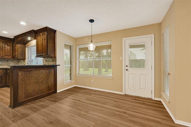 4211 Hambledon Village Drive, Houston, TX 77014