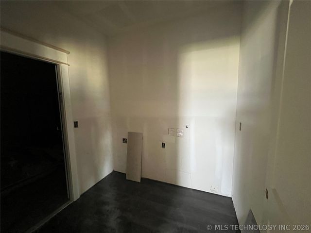 2916 N Lewis Avenue, Tulsa, OK 74110