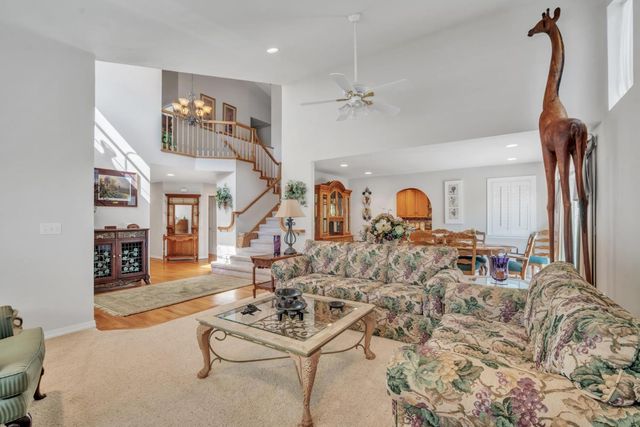 3730 Kimo Way, Auburn, CA 95602