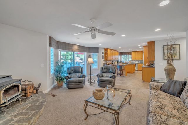 3730 Kimo Way, Auburn, CA 95602