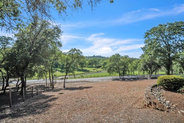 3730 Kimo Way, Auburn, CA 95602
